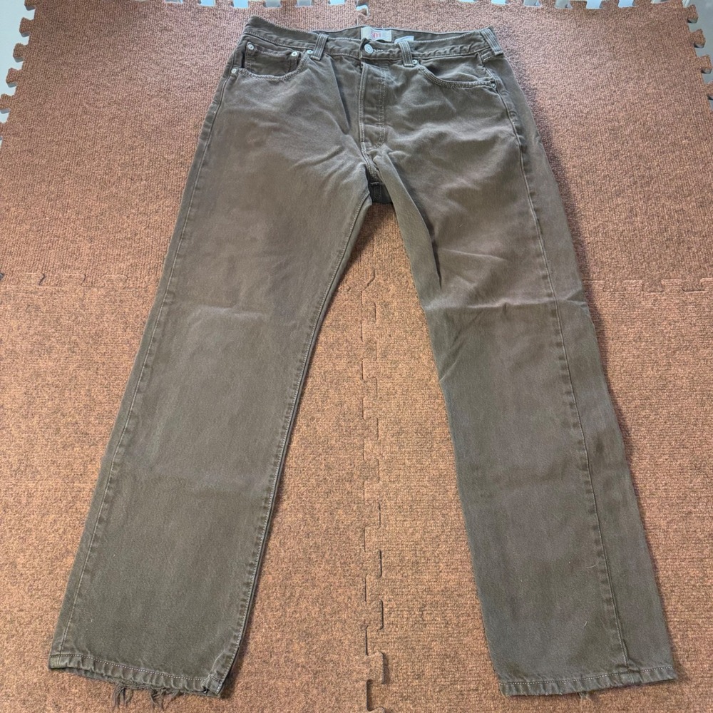 Levis 501 Original Straight Leg Brown Denim Jean Men 33x31 Button Fly 100 Cotton
